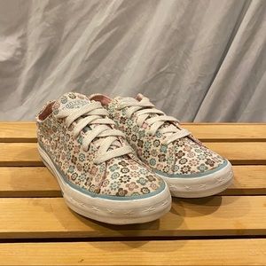 Converse One Star Low Canvas Floral Girls Size 1